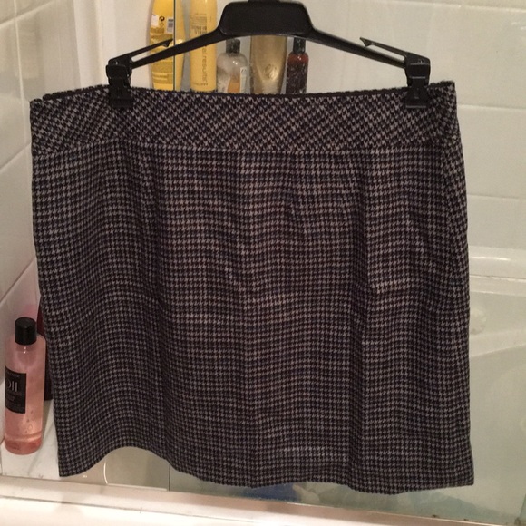 NWT LOFT plaid skirt 6 - Picture 4 of 6